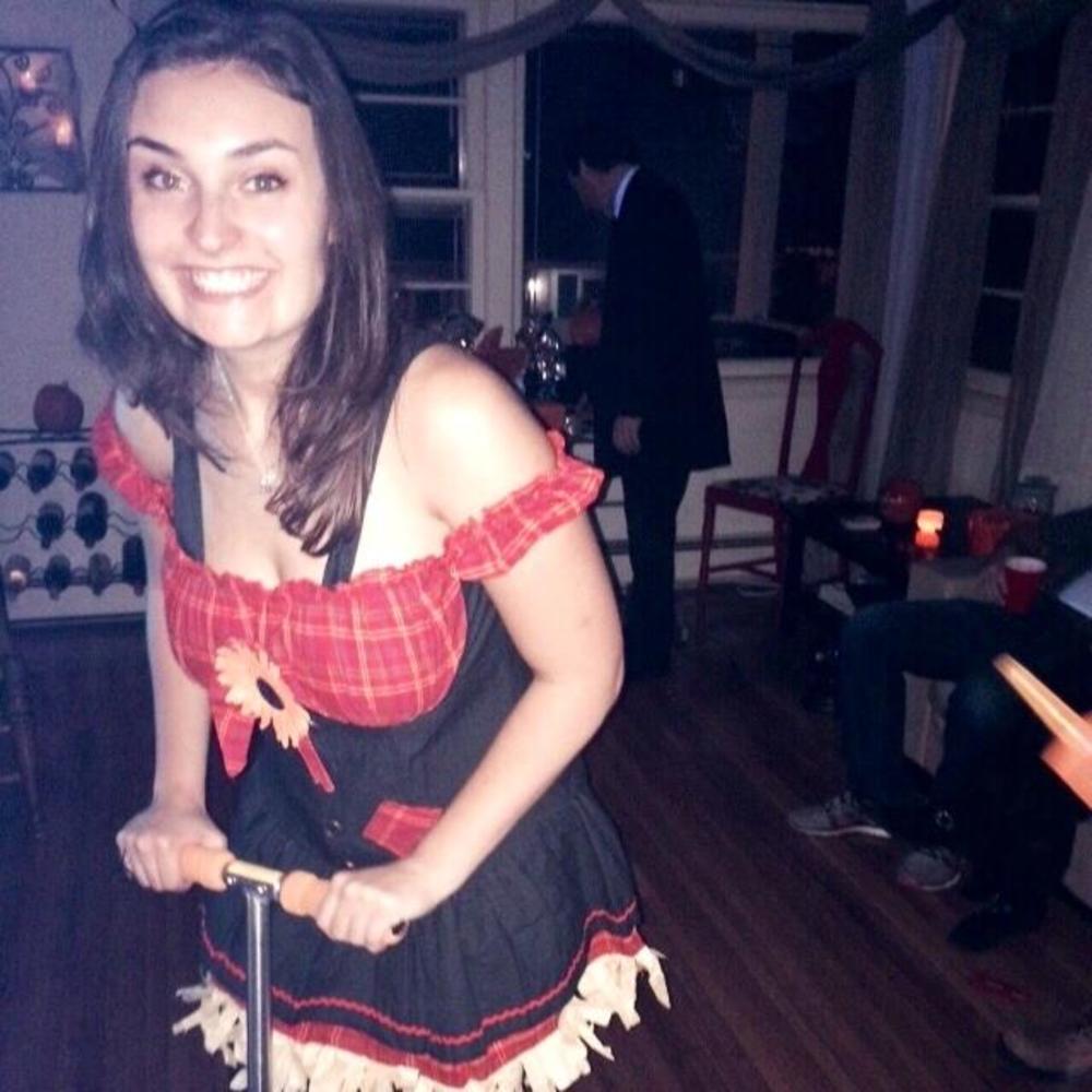 Meet your Posher, Laura